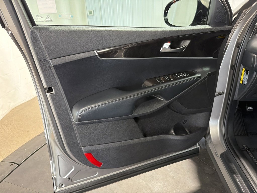 2017 Kia Sorento LX photo 4