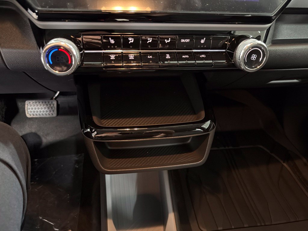 2027 Chevrolet Bolt LT - Photo 28