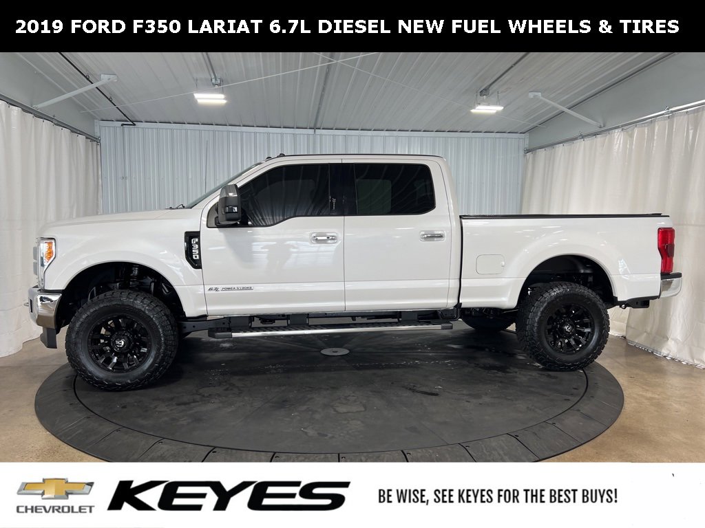 Used 2019 Ford F-350 Super Duty Lariat with VIN 1FT8W3BT2KED28407 for sale in Menomonie, WI