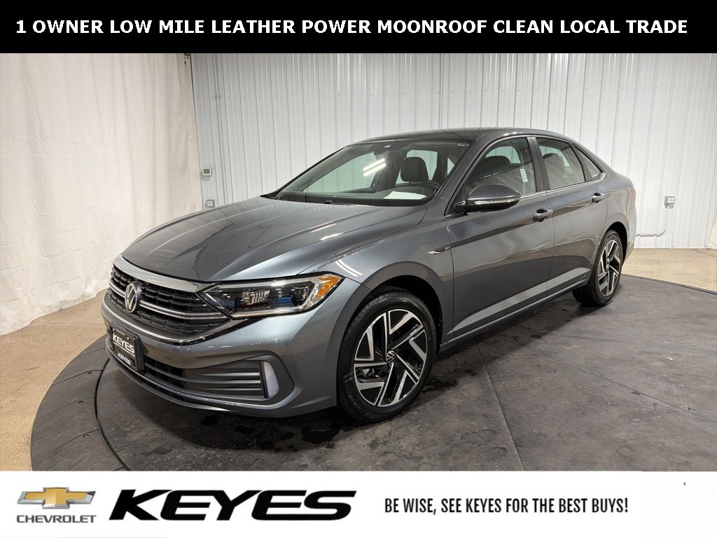 2023 Volkswagen Jetta SEL's photo