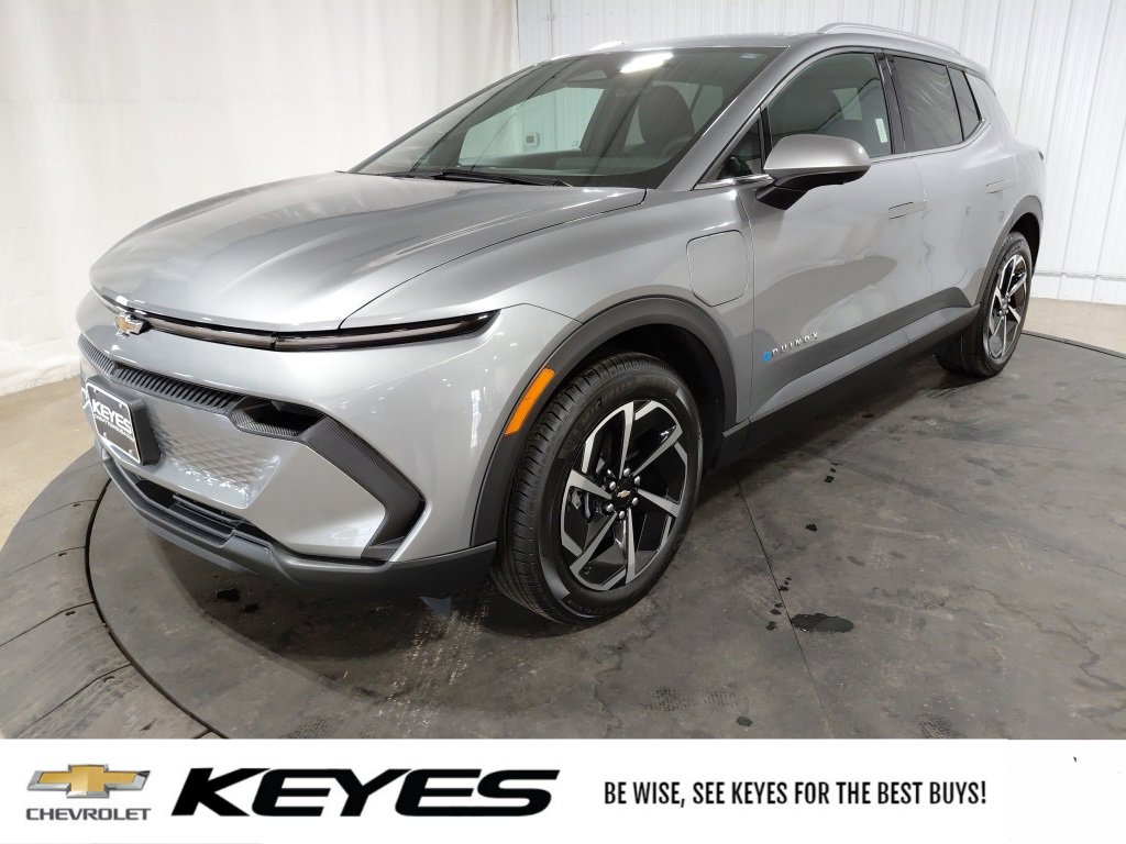 2026 Chevrolet Equinox EV 2LT's photo