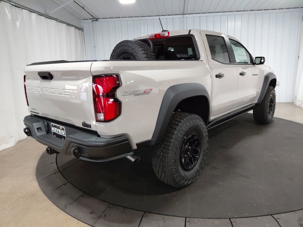 2026 Chevrolet Colorado ZR2 - Photo 9