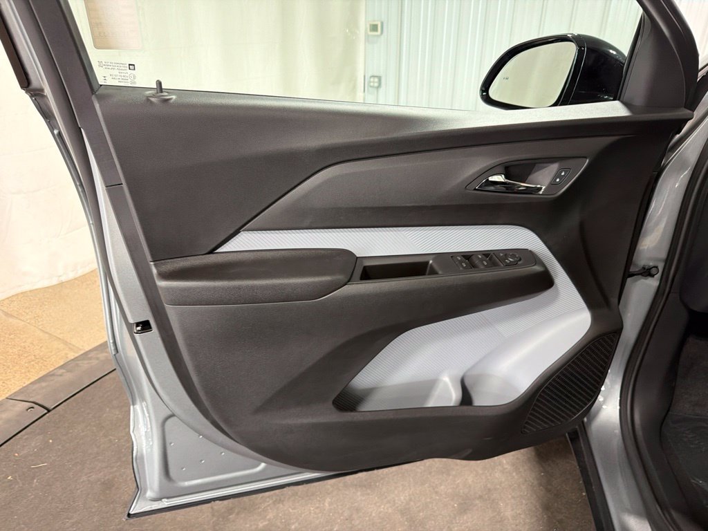 2027 Chevrolet Bolt LT - Photo 4