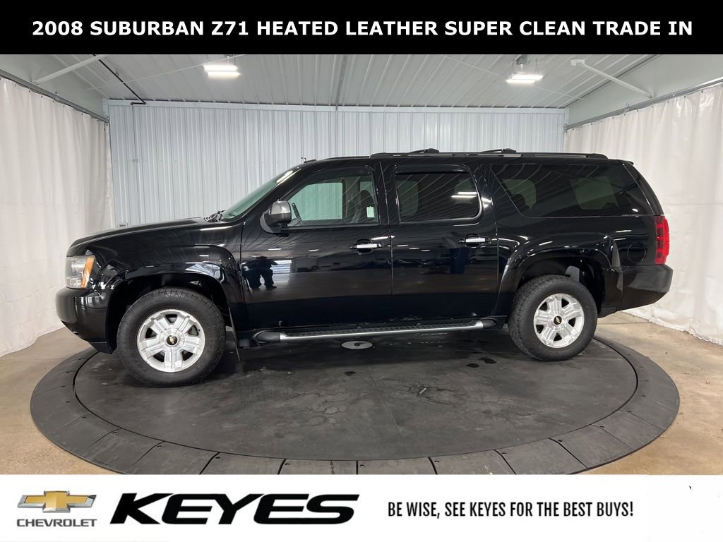 Used 2008 Chevrolet Suburban LT with VIN 3GNFK16328G142344 for sale in Menomonie, WI