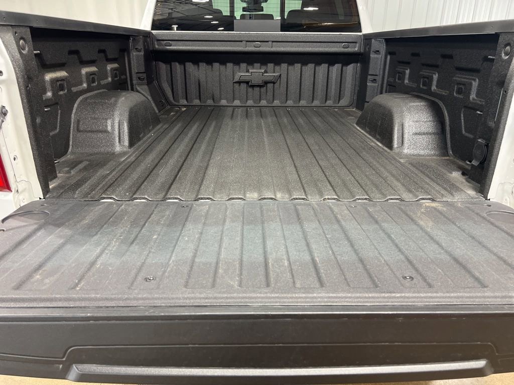 2024 Chevrolet Silverado 1500 LTZ - Photo 8