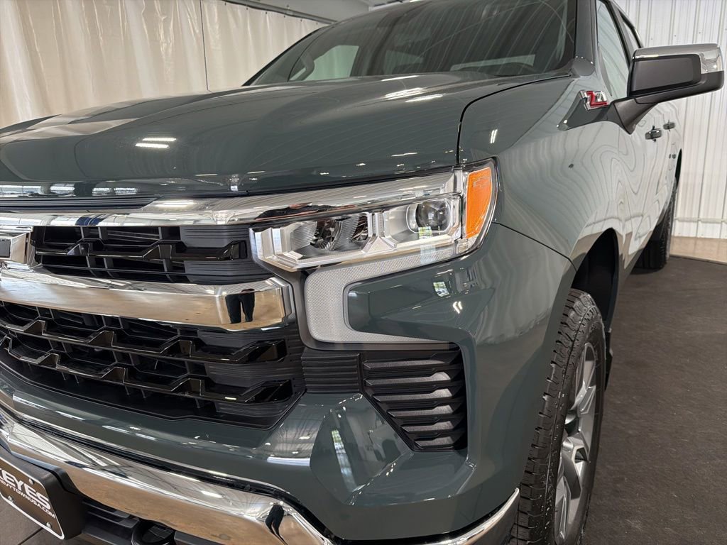 2026 Chevrolet Silverado 1500 LT - Photo 14
