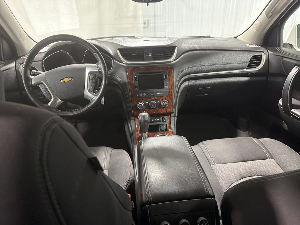 Used 2014 Chevrolet Traverse LT SUV