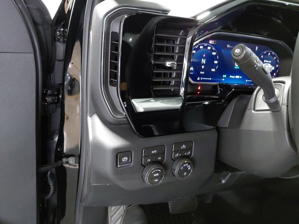 2026 Chevrolet Silverado 1500 LT - Photo 31