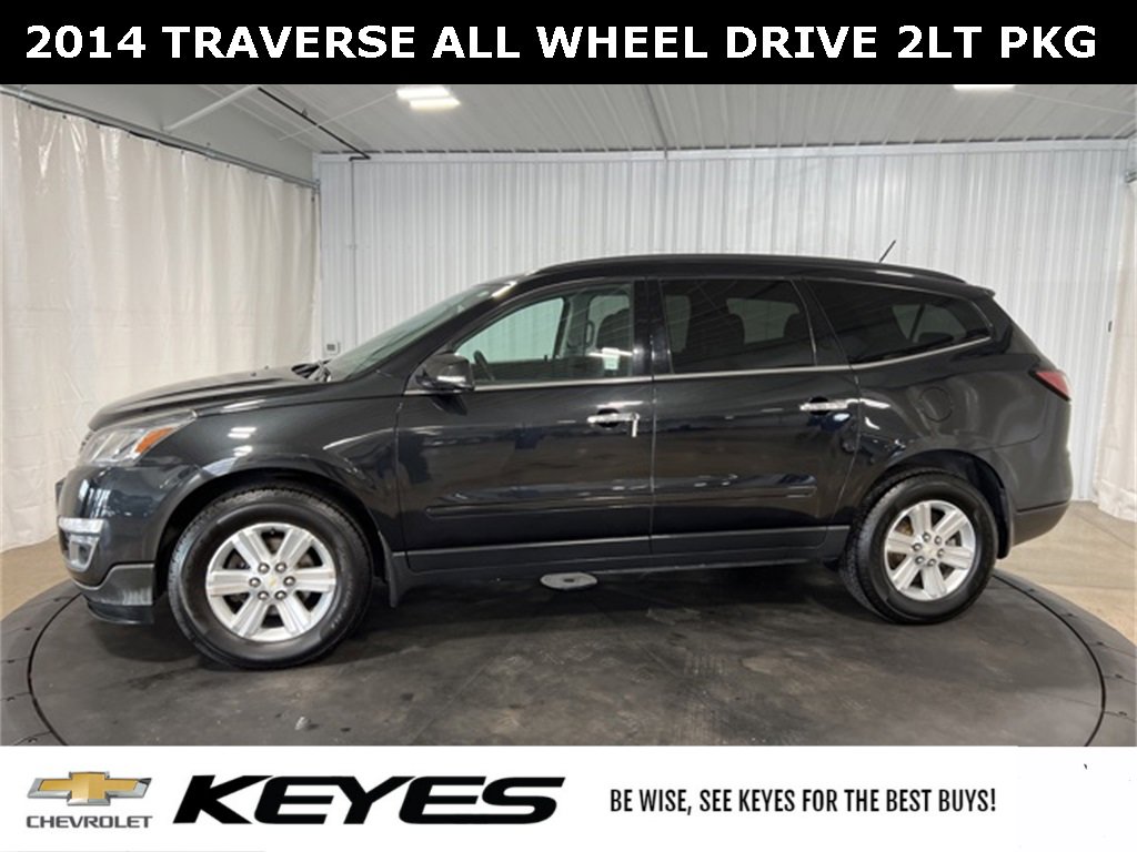 Used 2014 Chevrolet Traverse 2LT with VIN 1GNKVHKD3EJ304800 for sale in Menomonie, WI