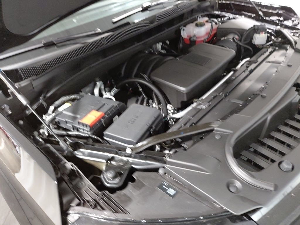 2026 Chevrolet Suburban RST - Photo 34