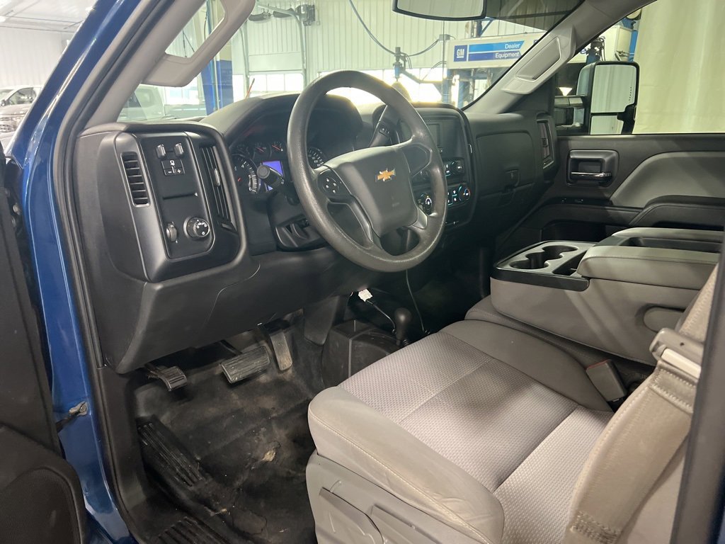 2016 Chevrolet Silverado 2500HD Work Truck photo 2