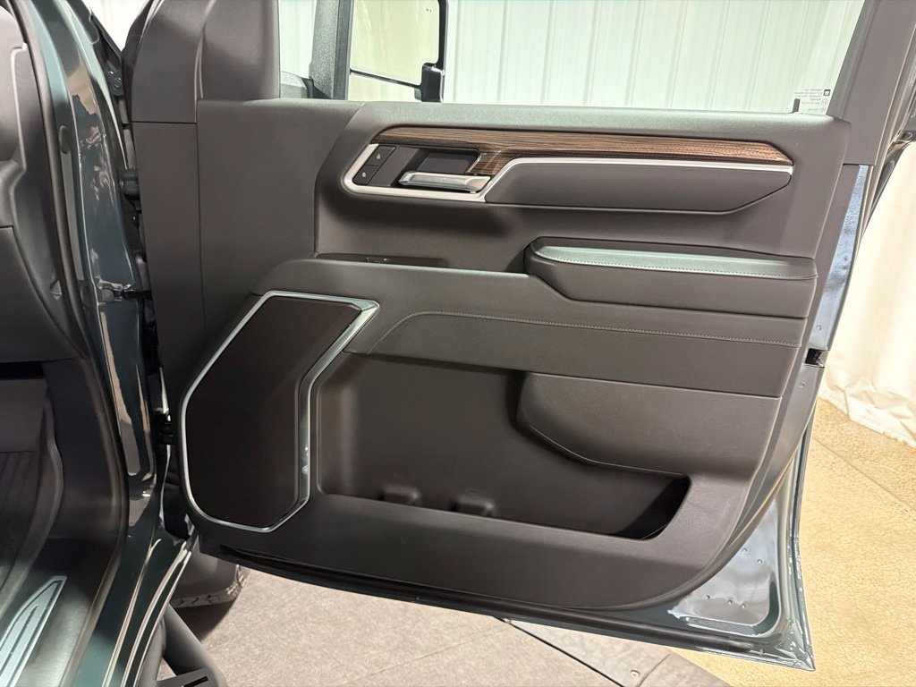 2026 Chevrolet Silverado 3500 HD LT - Photo 22