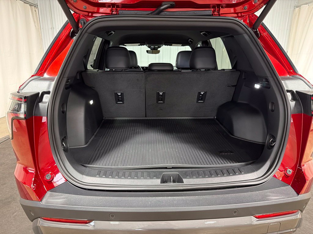 2027 Chevrolet Equinox ACTIV - Photo 8