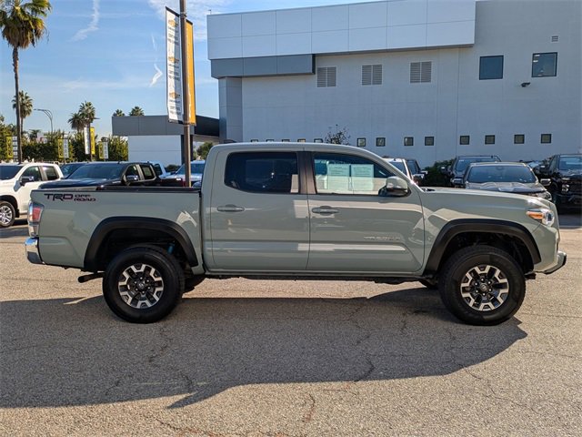 2022 Toyota Tacoma SR5 photo 4