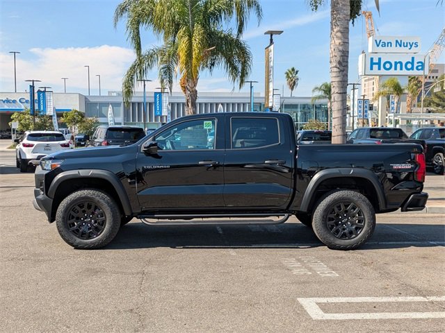 2026 Chevrolet Colorado Trail Boss photo 3