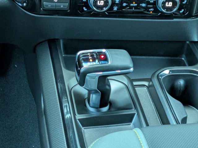 2026 Chevrolet Silverado 1500 ZR2 - Photo 13