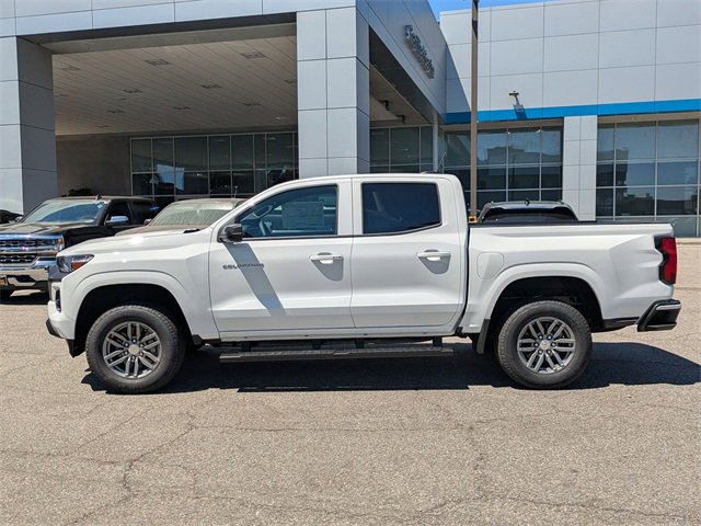 2026 Chevrolet Colorado LT photo 3