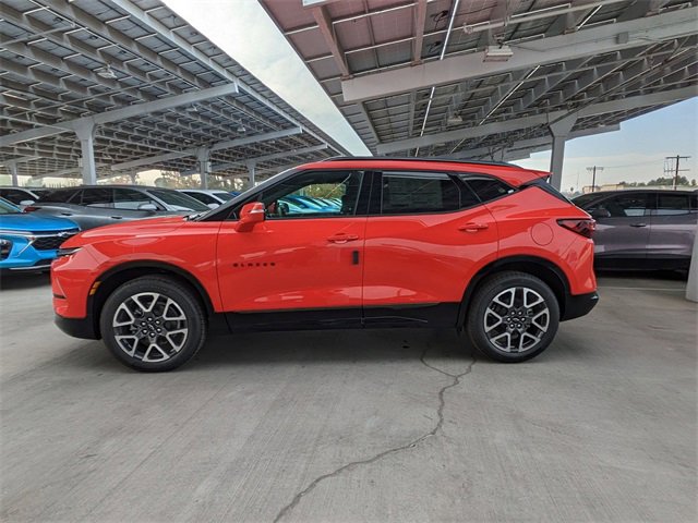 2025 Chevrolet Blazer RS photo 3