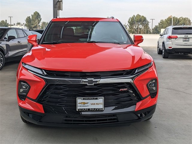 2025 Chevrolet Blazer RS photo 2