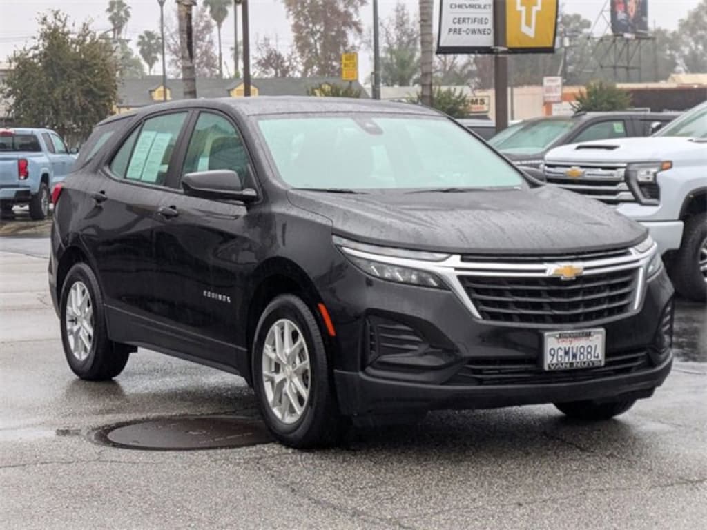 Used 2023 Chevrolet Equinox LS SUV
