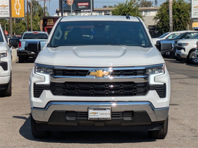 2026 Chevrolet Silverado 1500 LT photo 2