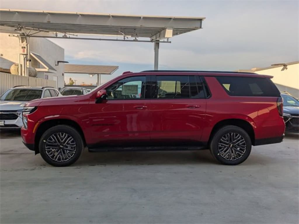 New 2026 Chevrolet Suburban RST SUV