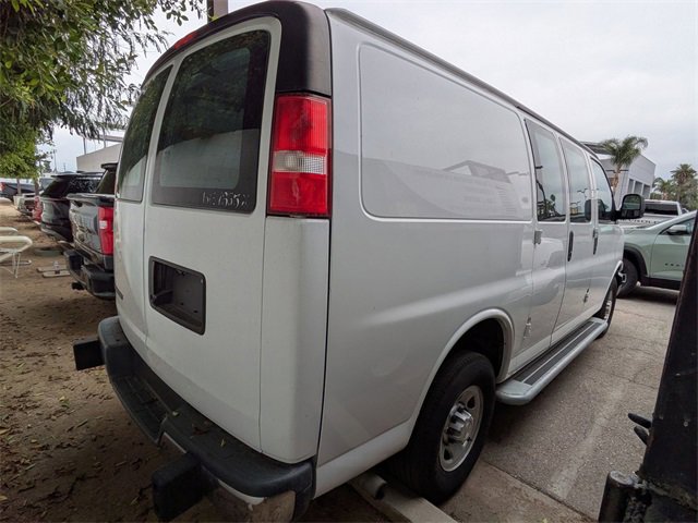 2023 Chevrolet Express Cargo 2500 Van photo 2