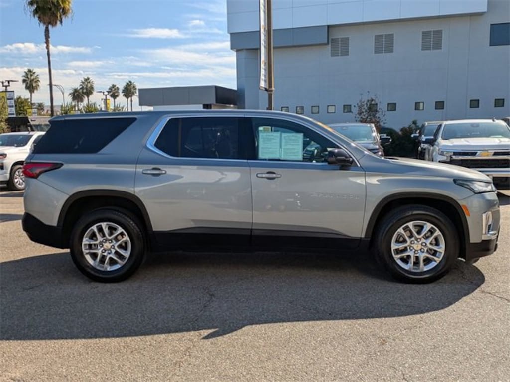 Used 2023 Chevrolet Traverse LS SUV