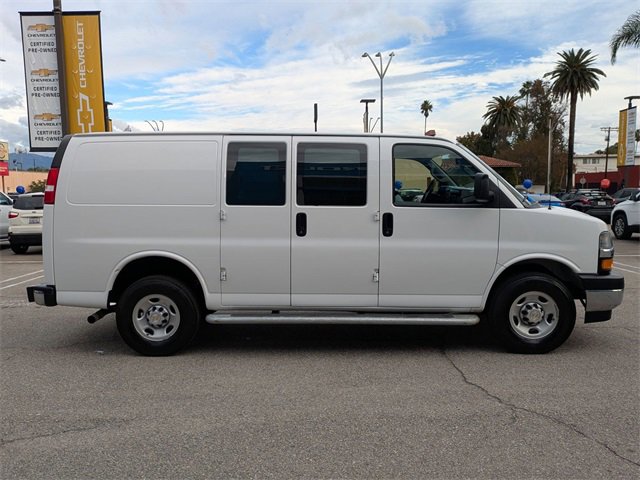 2024 Chevrolet Express Cargo 2500 Van photo 3