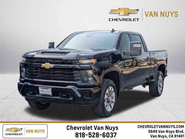 2024 Chevrolet Silverado HD Custom Crew Cab Standard Box's photo