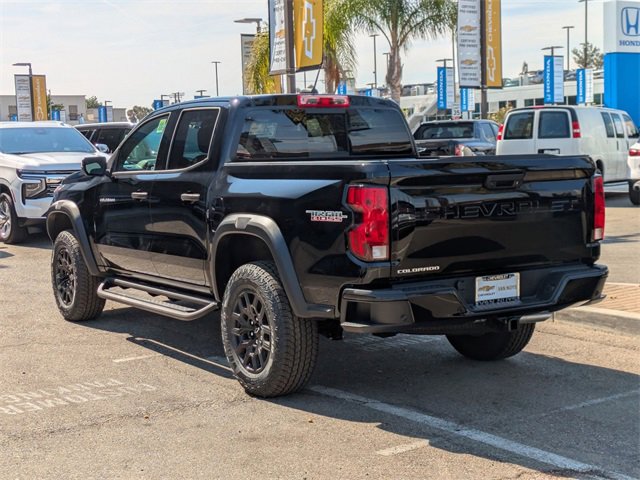 2026 Chevrolet Colorado Trail Boss photo 4