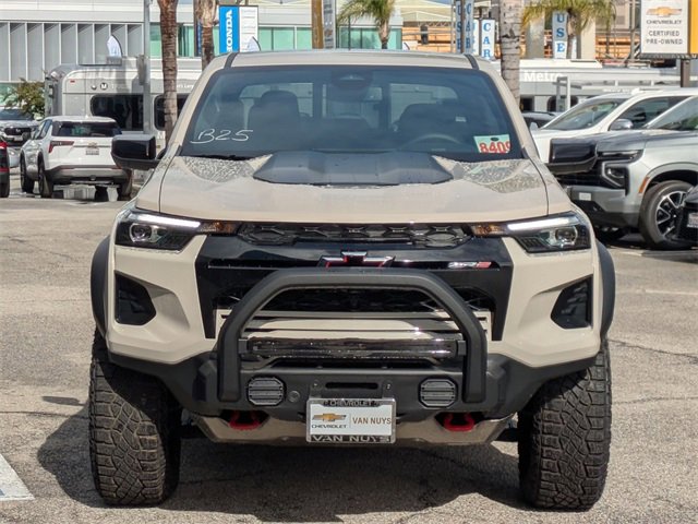2026 Chevrolet Colorado ZR2 photo 2