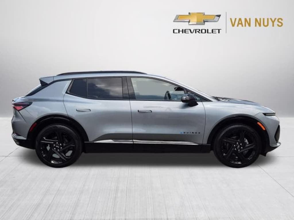 Used 2024 Chevrolet Equinox EV RS SUV