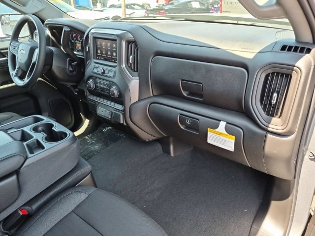 2026 Chevrolet Silverado 1500 Custom - Photo 14