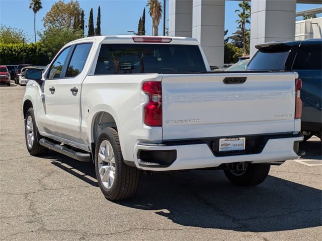 New 2026 Chevrolet Silverado 1500 Custom Truck