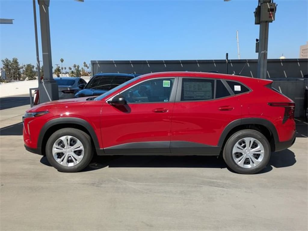 New 2026 Chevrolet Trax LS SUV