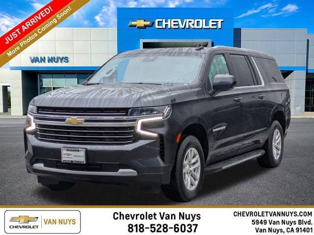 2023 Chevrolet Suburban LT