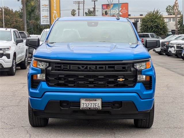 2025 Chevrolet Silverado 1500 Custom photo 2