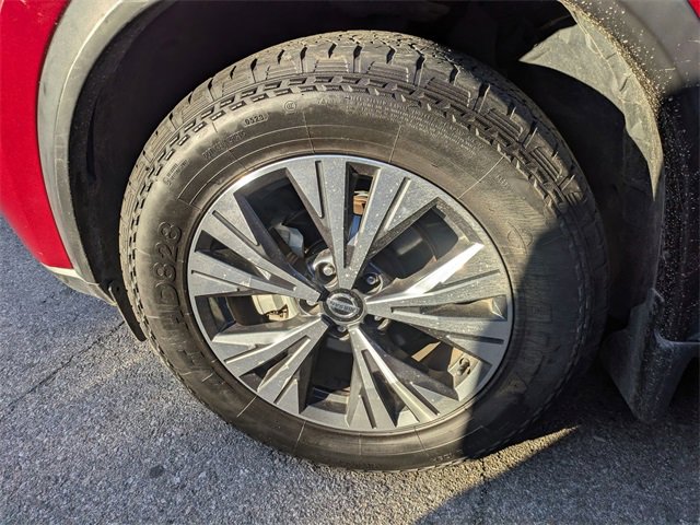 2021 Nissan Rogue SV photo 4