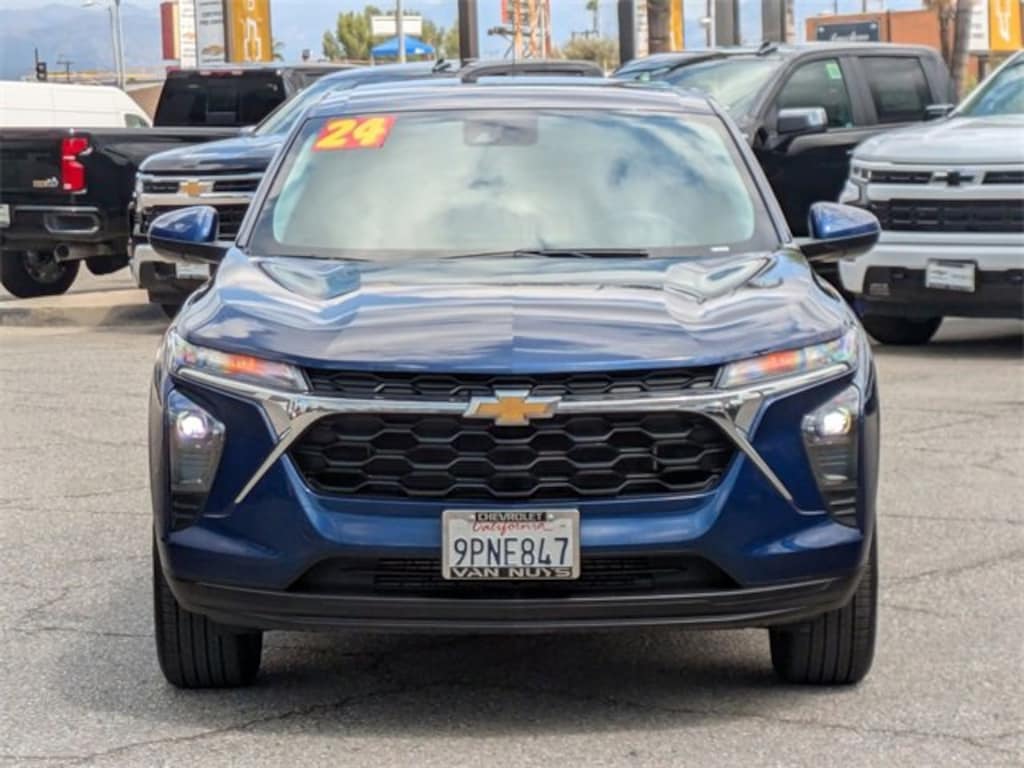 Used 2024 Chevrolet Trax LS SUV