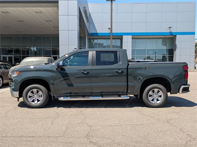 2026 Chevrolet Silverado 1500 LT photo 3