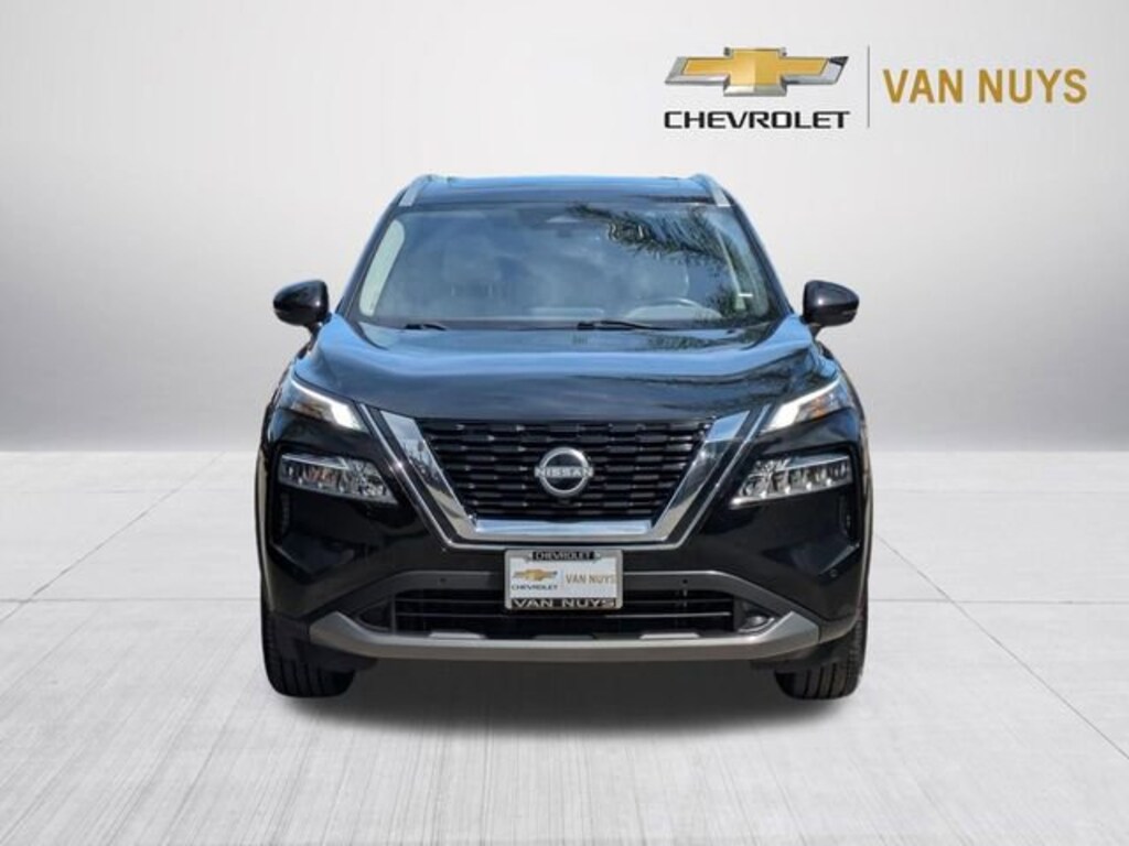 Used 2023 Nissan Rogue SL