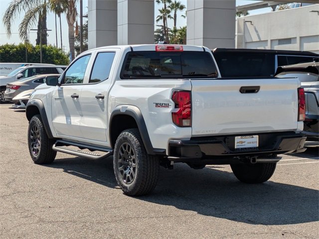 2026 Chevrolet Colorado Trail Boss photo 4