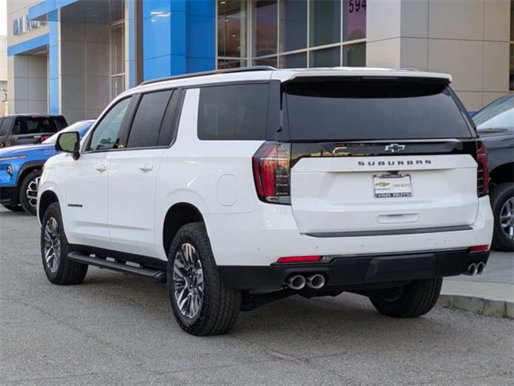 New 2026 Chevrolet Suburban Z71 SUV