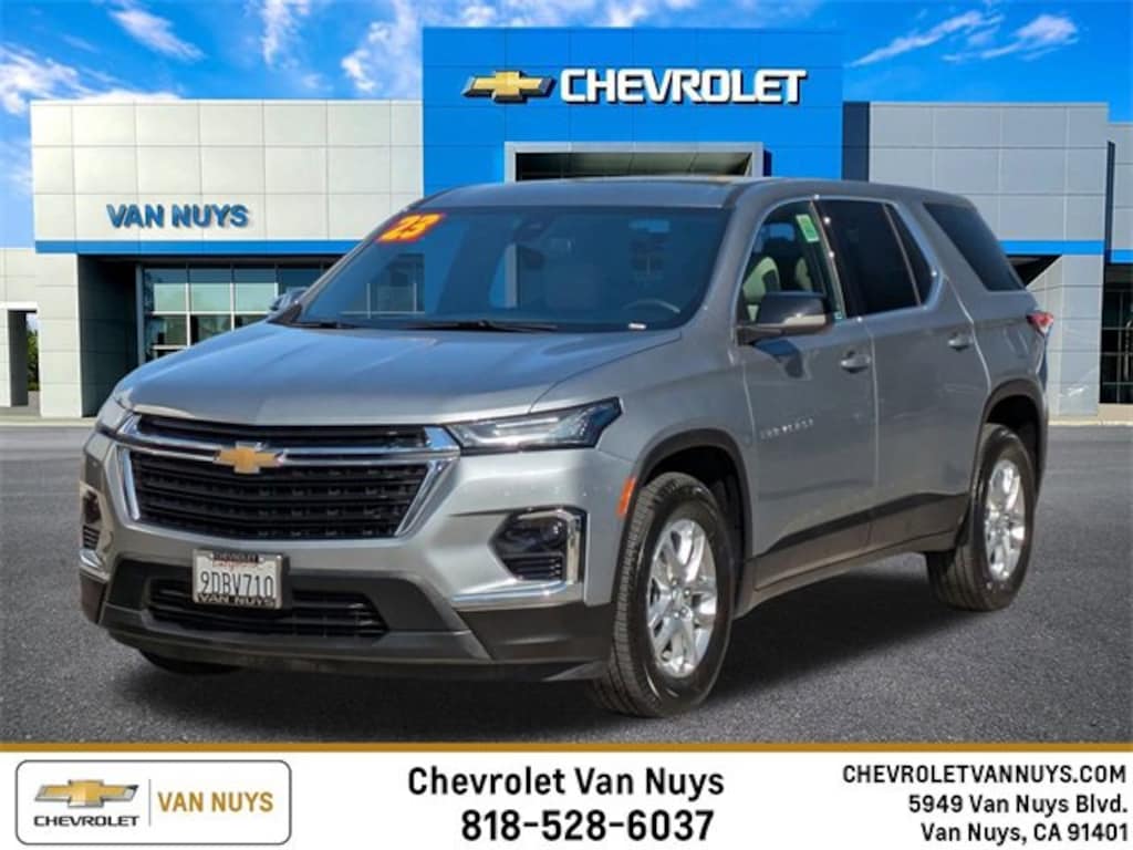 Used 2023 Chevrolet Traverse LS SUV