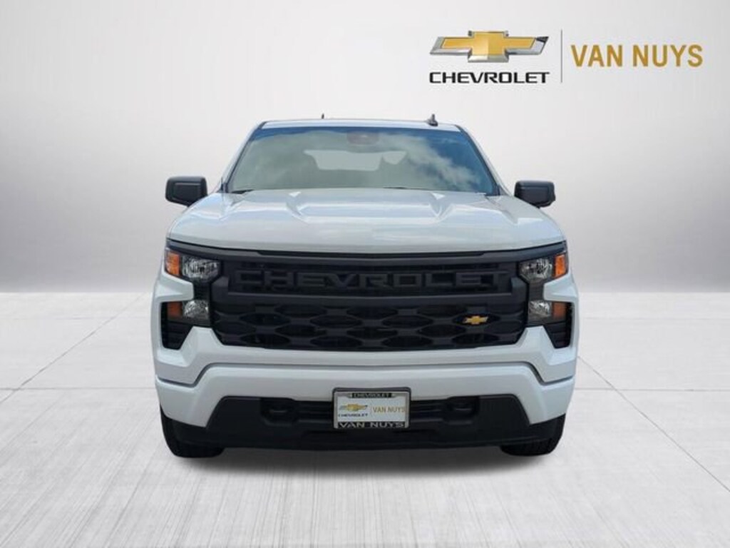 New 2026 Chevrolet Silverado 1500 Custom Truck