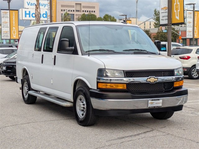 2024 Chevrolet Express Cargo 2500 Van photo 2