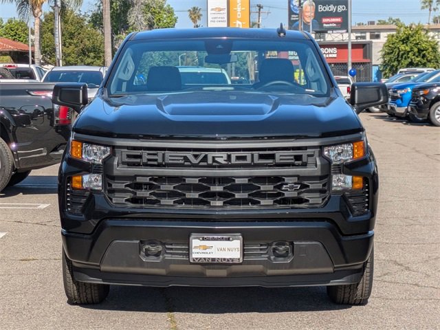 2025 Chevrolet Silverado 1500 photo 2
