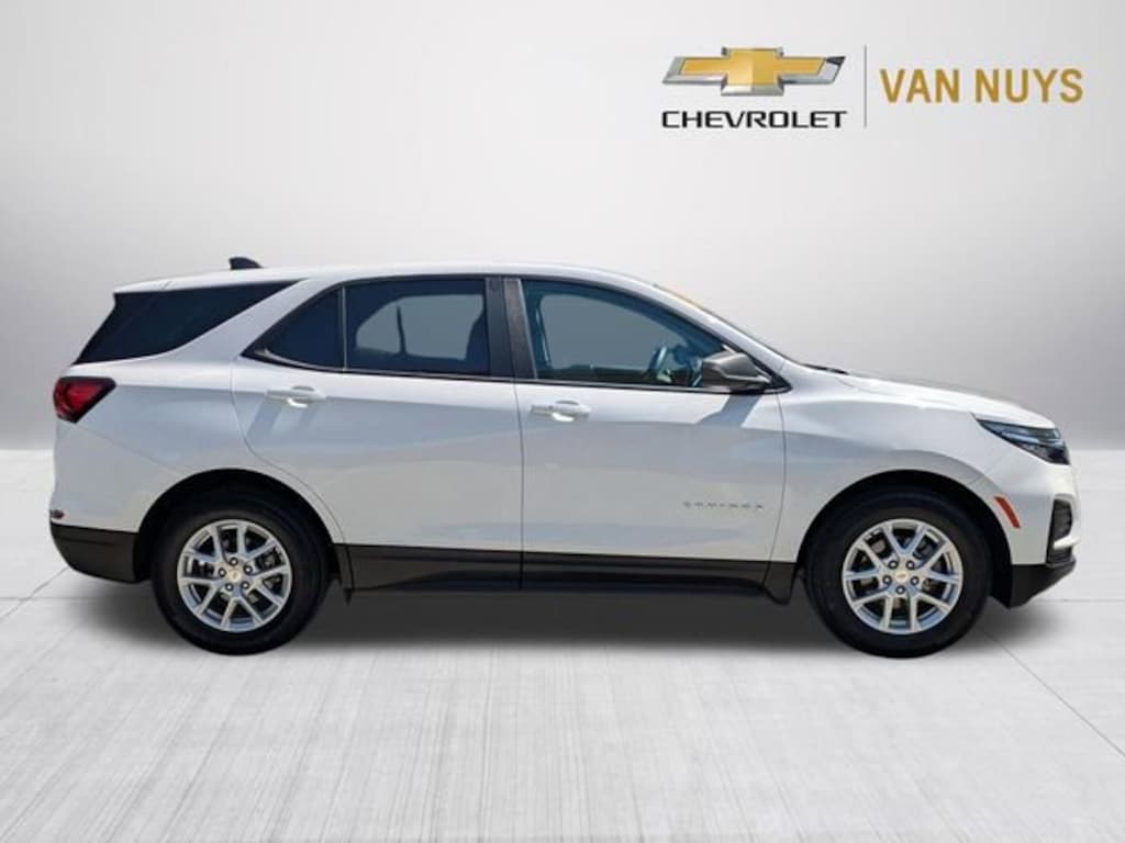 Used 2023 Chevrolet Equinox LS SUV
