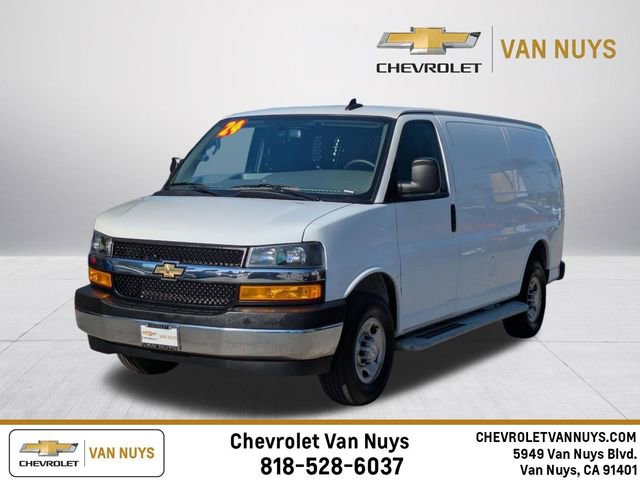 2024 Chevrolet Express 2500 Work Van HD's photo